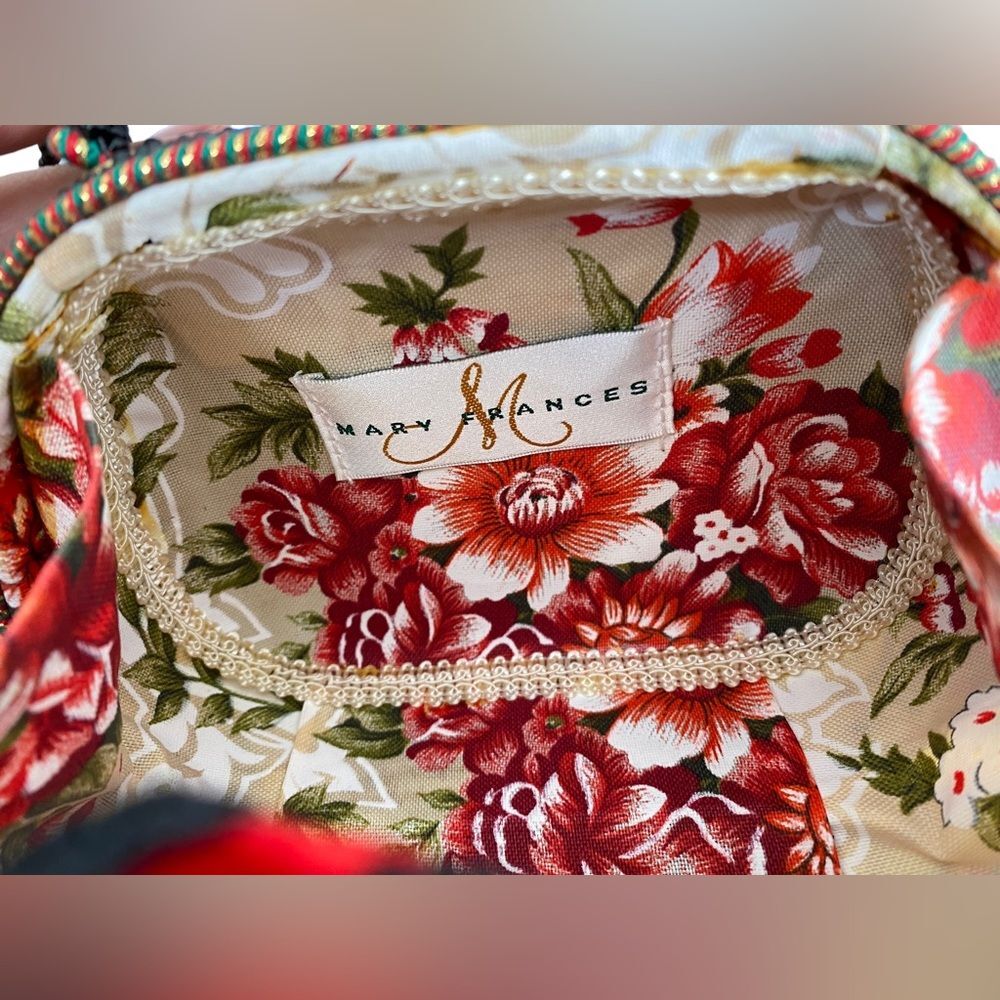 Mary Frances Beaded Poinsettia Purse - Picture 12 of 13